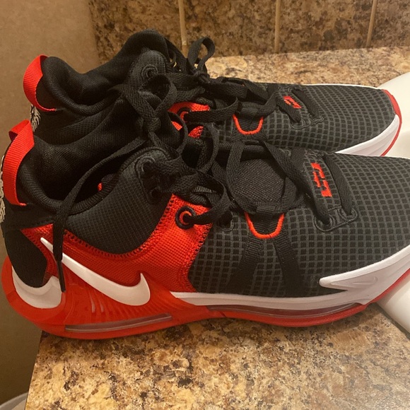 When I ordered them from Hibbert sports they where to small on me - Picture 2 of 4